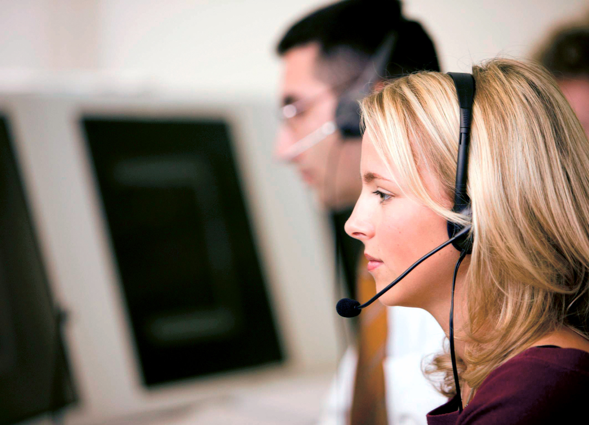 Contact Center Female Worker